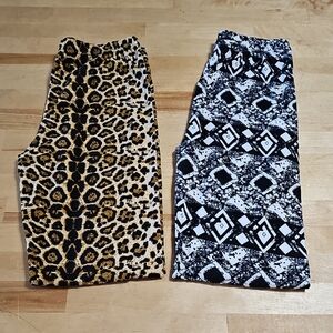 3 for $20 🐆 Set of 2 Leggings: Leopard & Geometric ⬛️ One Size Fits Most